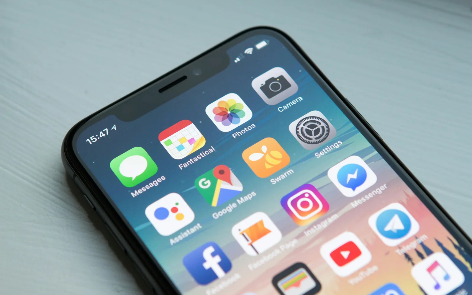 Phone home screen full of apps