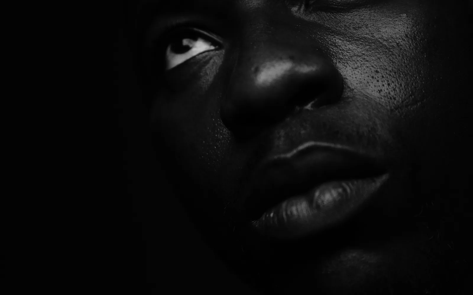 Light up dark skin PayPal.Me/snakeyter to support