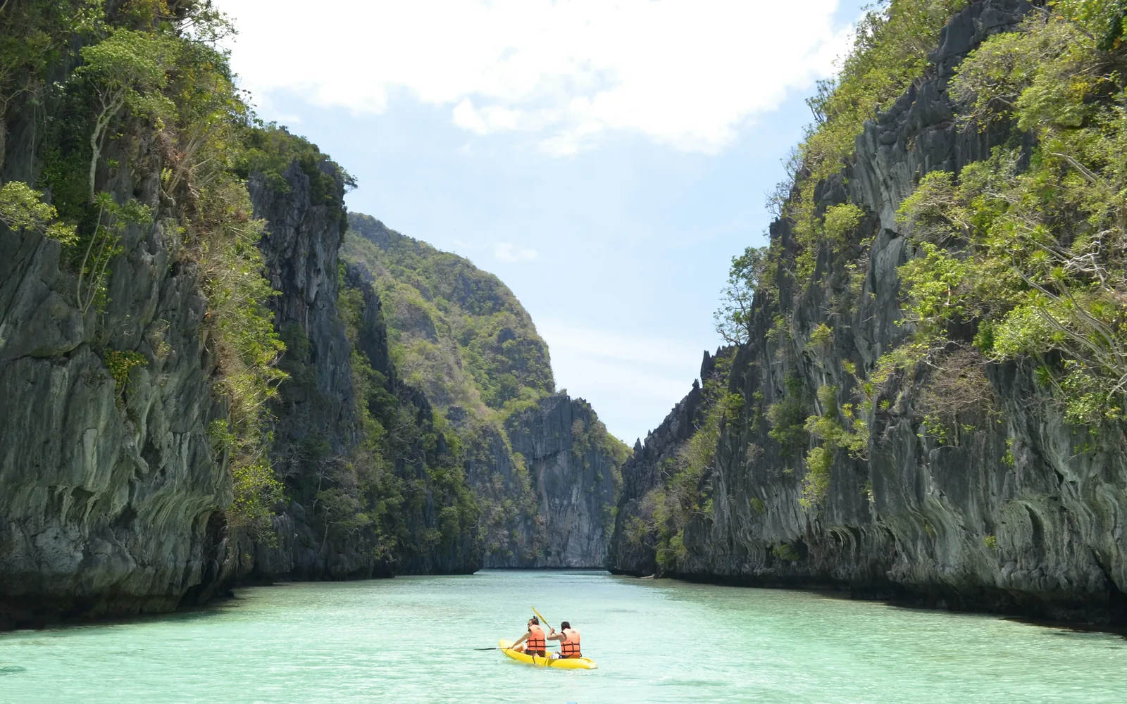 This is El Nido island located in the Philippines. Voted as the most beautiful island in the world in several travel sites. This particular shot was taken during the approach of the very famous Big Lagoon of El Nido.